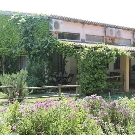 Il Piccolo Borgo Apartment *